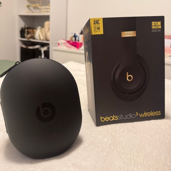 Beats Studio3 Noise Cancelling - Picture 3 of 5